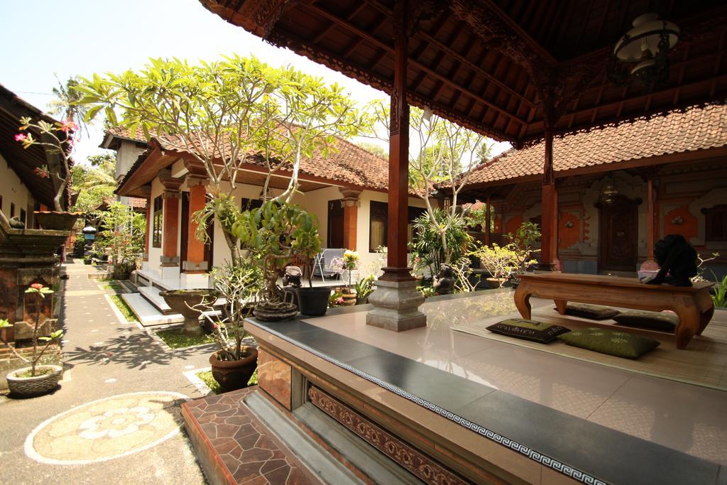 Kt. Kuaya Home Stay Ubud  Exterior photo