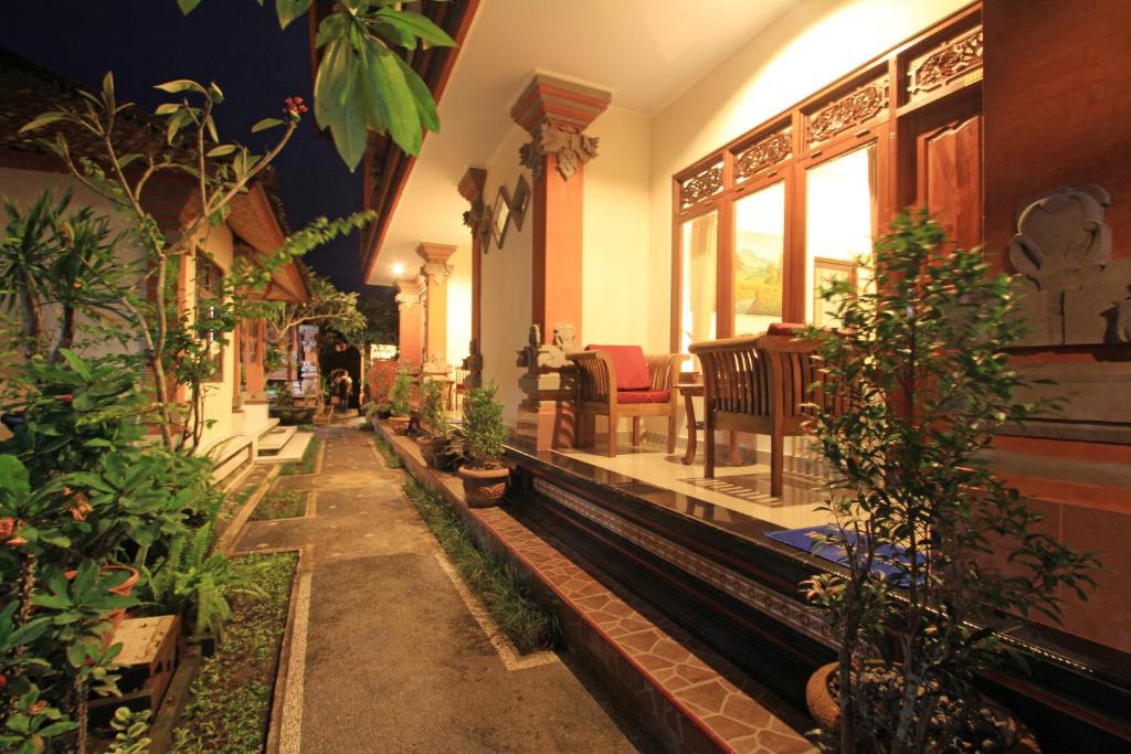 Kt. Kuaya Home Stay Ubud  Exterior photo