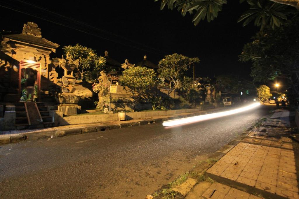 Kt. Kuaya Home Stay Ubud  Exterior photo