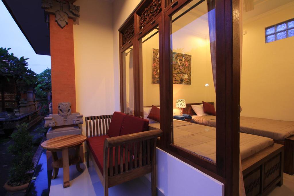 Kt. Kuaya Home Stay Ubud  Exterior photo